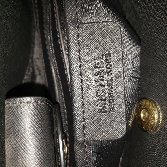 Michael Kors Nouveau Hamilton Large Satchel (2015) - Picture 5 of 5